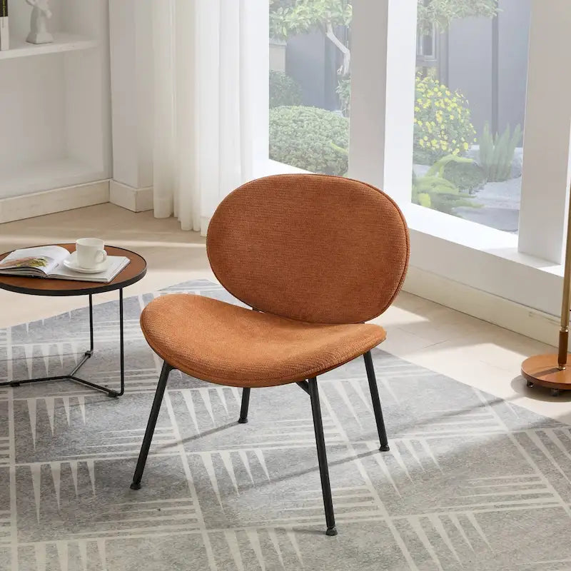 Sedia singola Mid-Century Modern Shell Tripod, sedia lounge in tessuto arancione con finitura noce e schienale confortevole