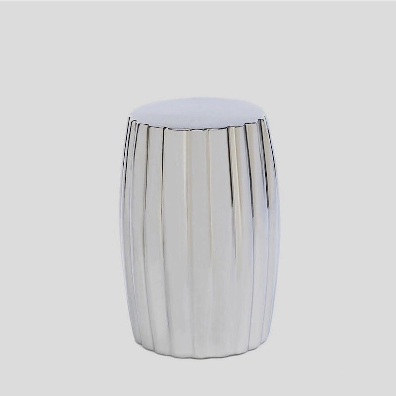 Cinthia Sgabello in ceramica moderno e sorprendente