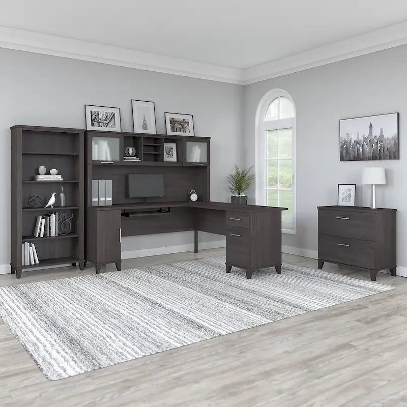Scrivania a L Somerset 72W con credenza, armadietto e libreria in grigio