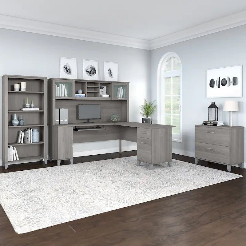 Scrivania a L Somerset 72W con credenza, armadietto e libreria in grigio