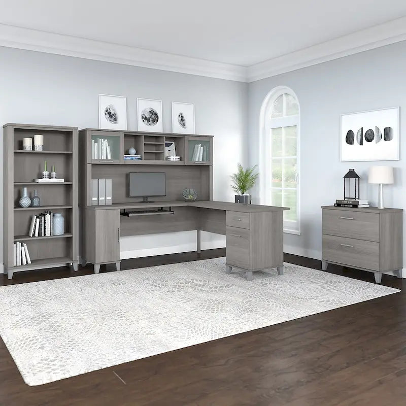 Scrivania a L Somerset 72W con credenza, armadietto e libreria in grigio