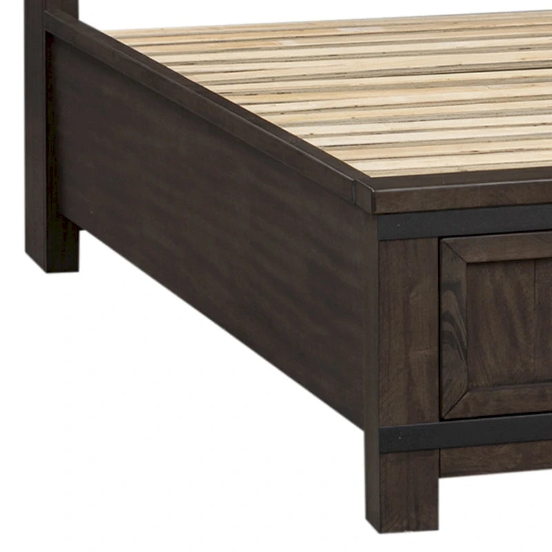 Letto matrimoniale con libreria Thornwood Hills Rock Beaten Gray con tagli a sega