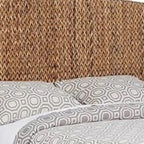 Letto California King Size in Legno Imbottito in Foglie di Banano Intrecciate a Mano, Marrone